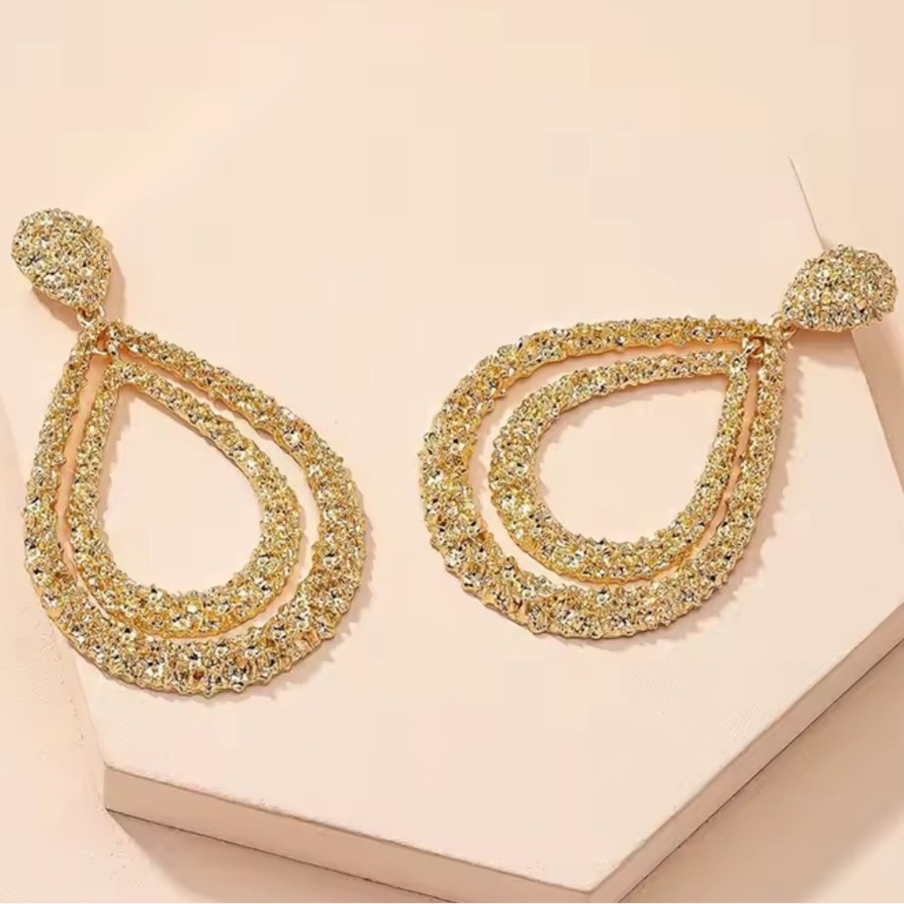 New! Zara Gold Teardrop Earrings